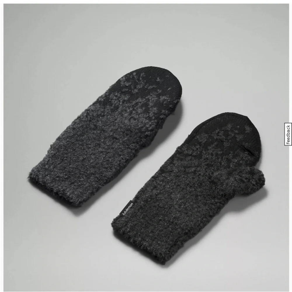LULULEMON Ombré Knit Textured Mittens